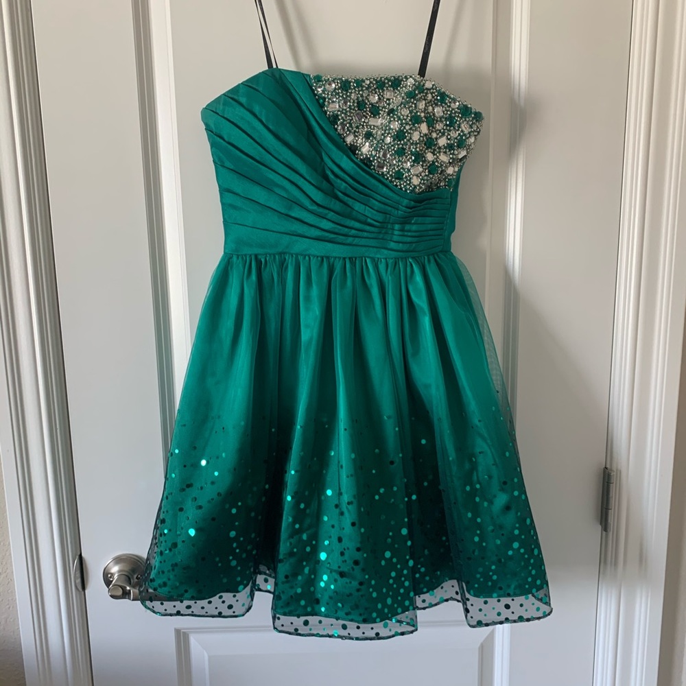 InspireMe Homecoming dress